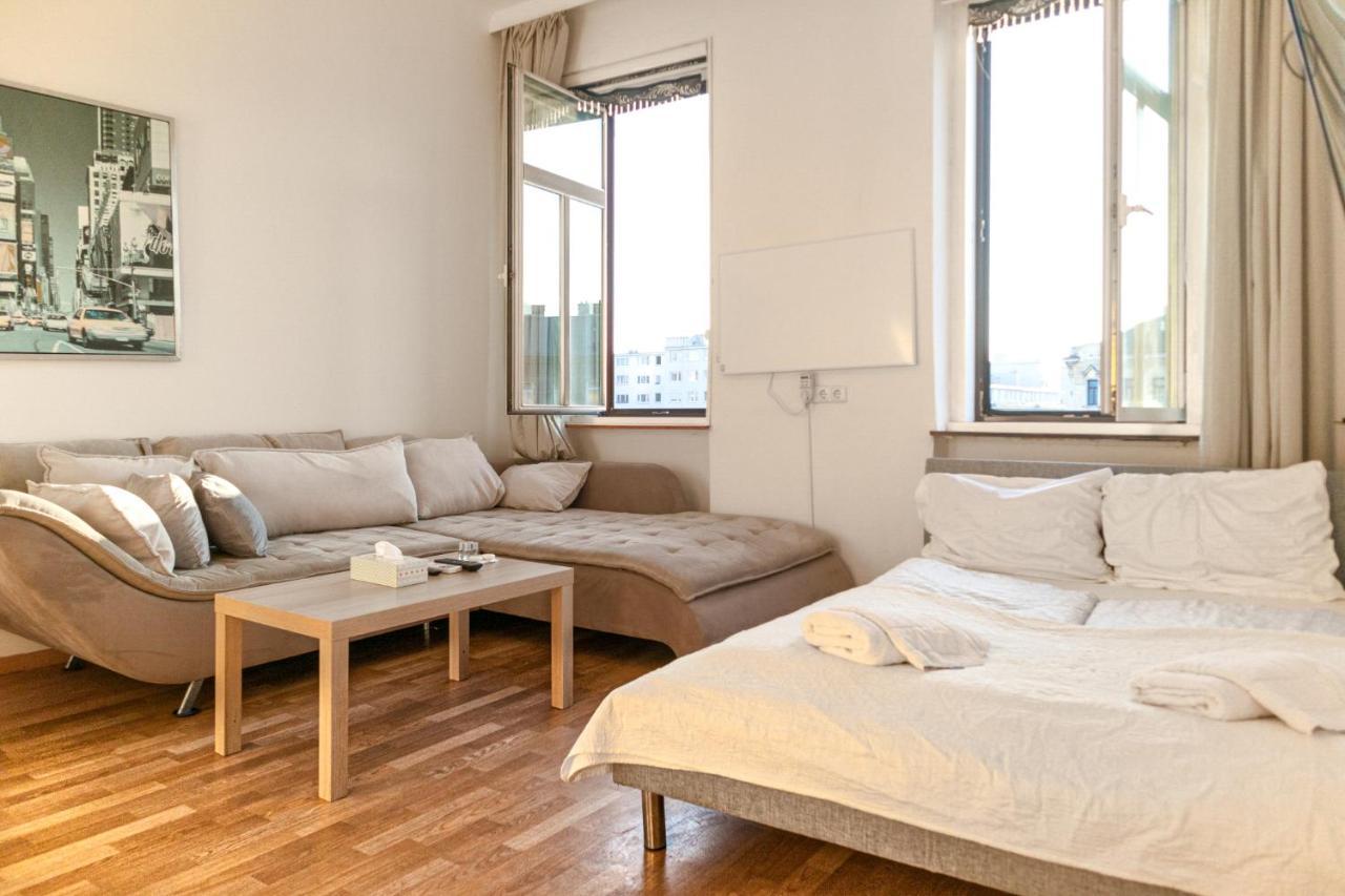 Joyful 2Br Shared Apt Near Millenium Tower & Danube River Viena Exterior foto